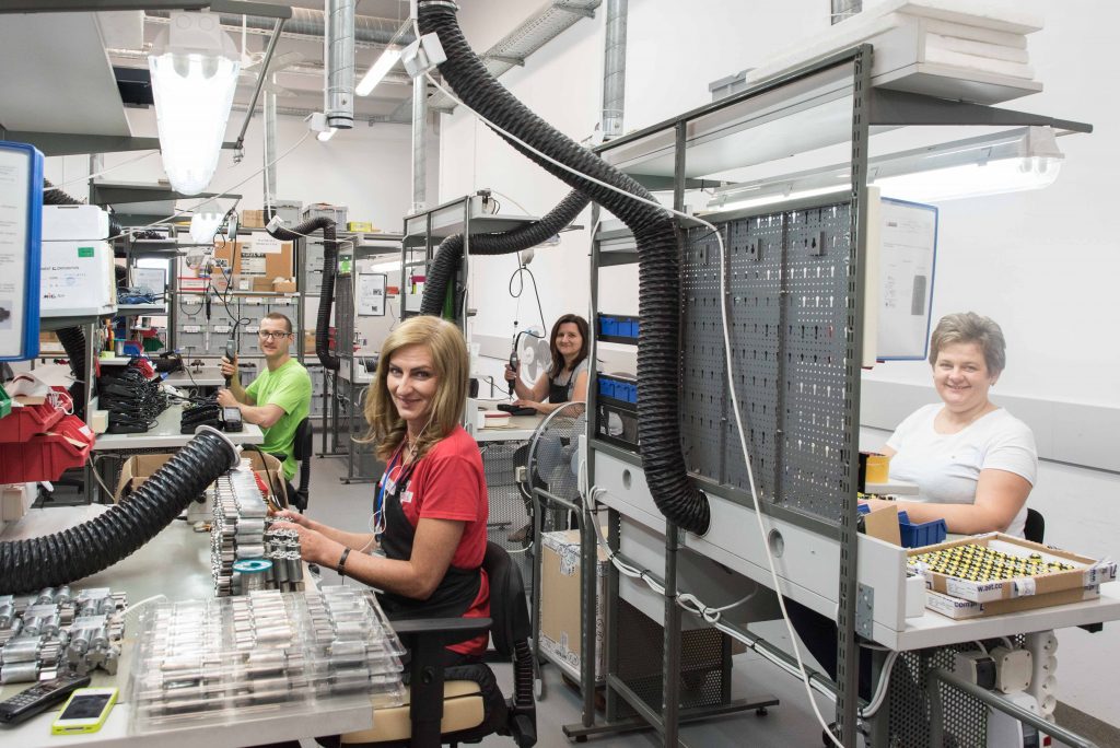 Vitberg Wibroterapia-Producja- dział elektroniki silnik