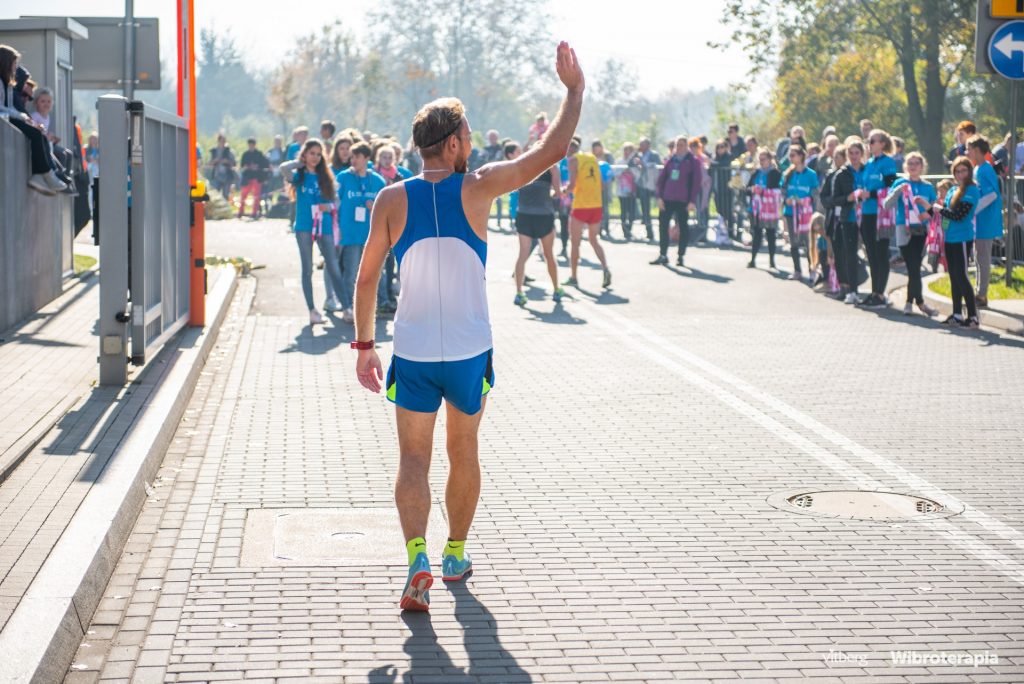 5. PZU Cracovia Półmaraton Królewski zdjęcie relacja vitberg wibroterapia (1)-min